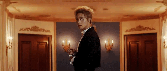 𝐡𝐞𝐥𝐥𝐨 !